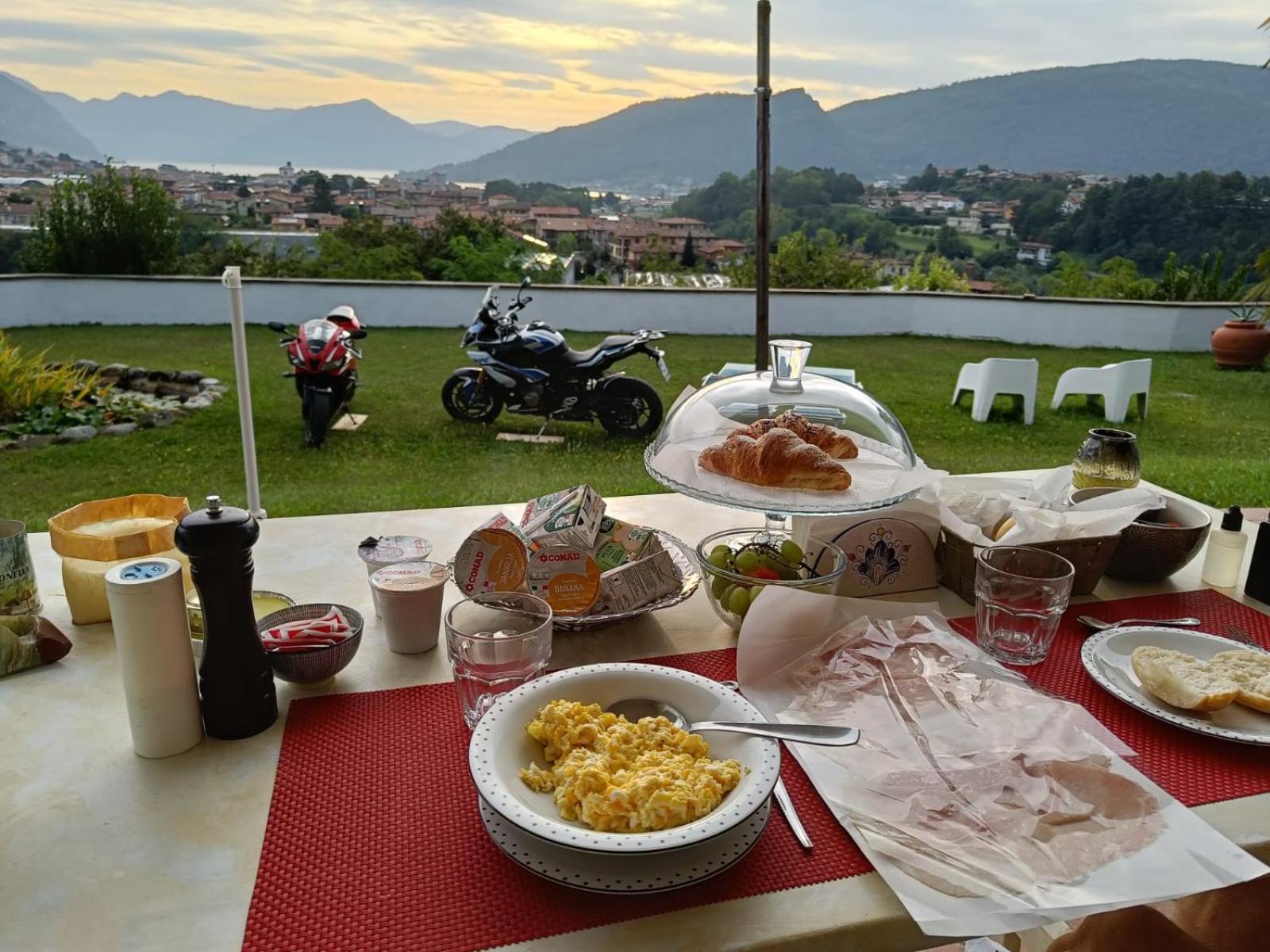 B&B La Fenice Sul Lago Villongo SantʼAlessandro Zewnętrze zdjęcie